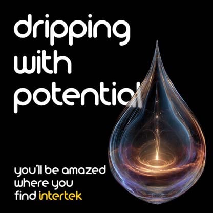 A droplet showing light reflections